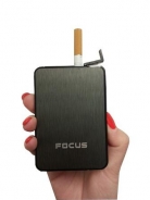 Designové pouzdro na cigarety se zabudovaným zapalovačem - fotografie
